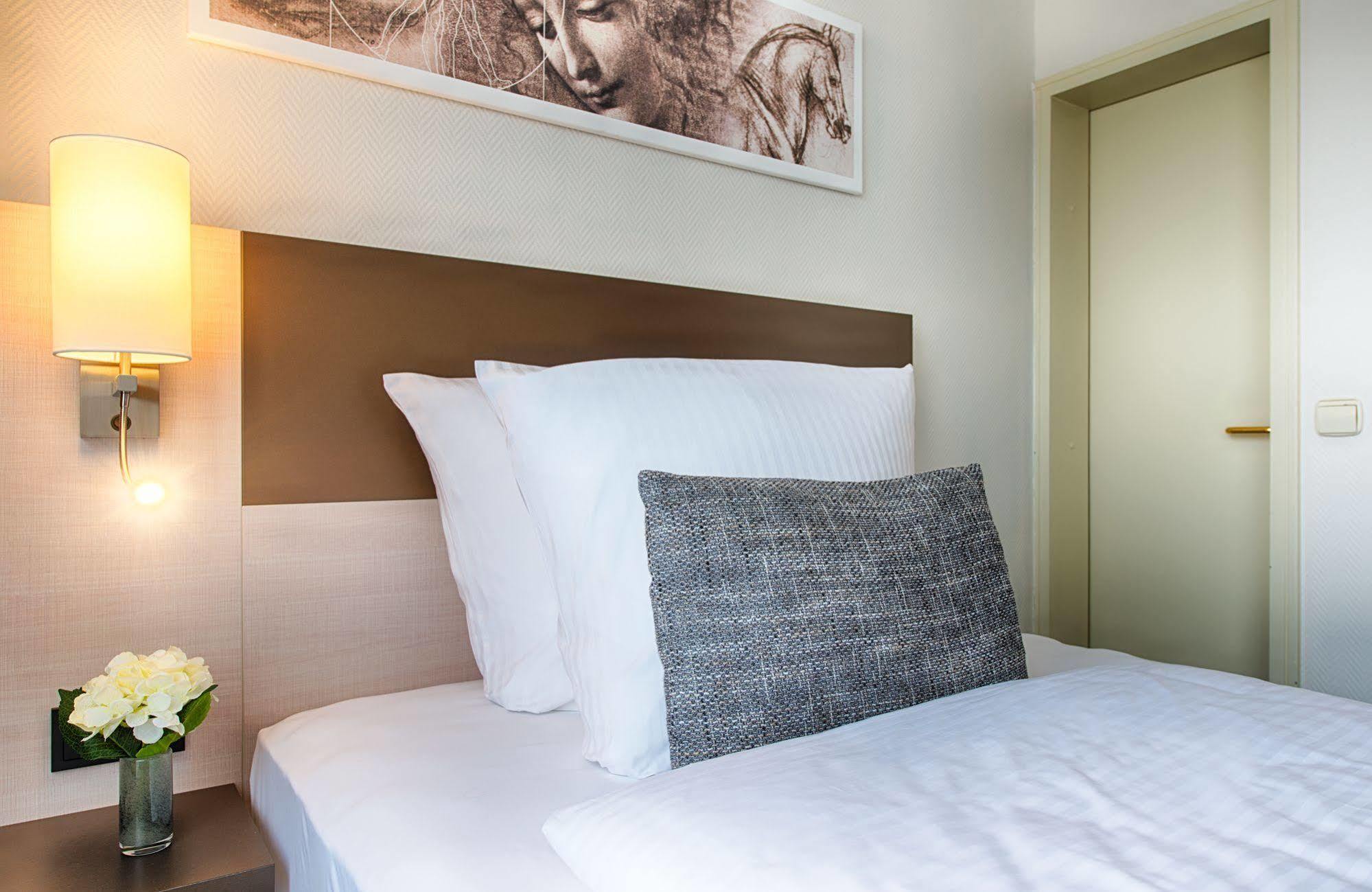Leonardo Hotel Heidelberg City Center Dış mekan fotoğraf